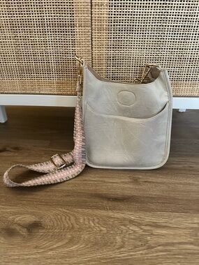 Cream Crossbody Shoulder Bag with Pink Accent Strap